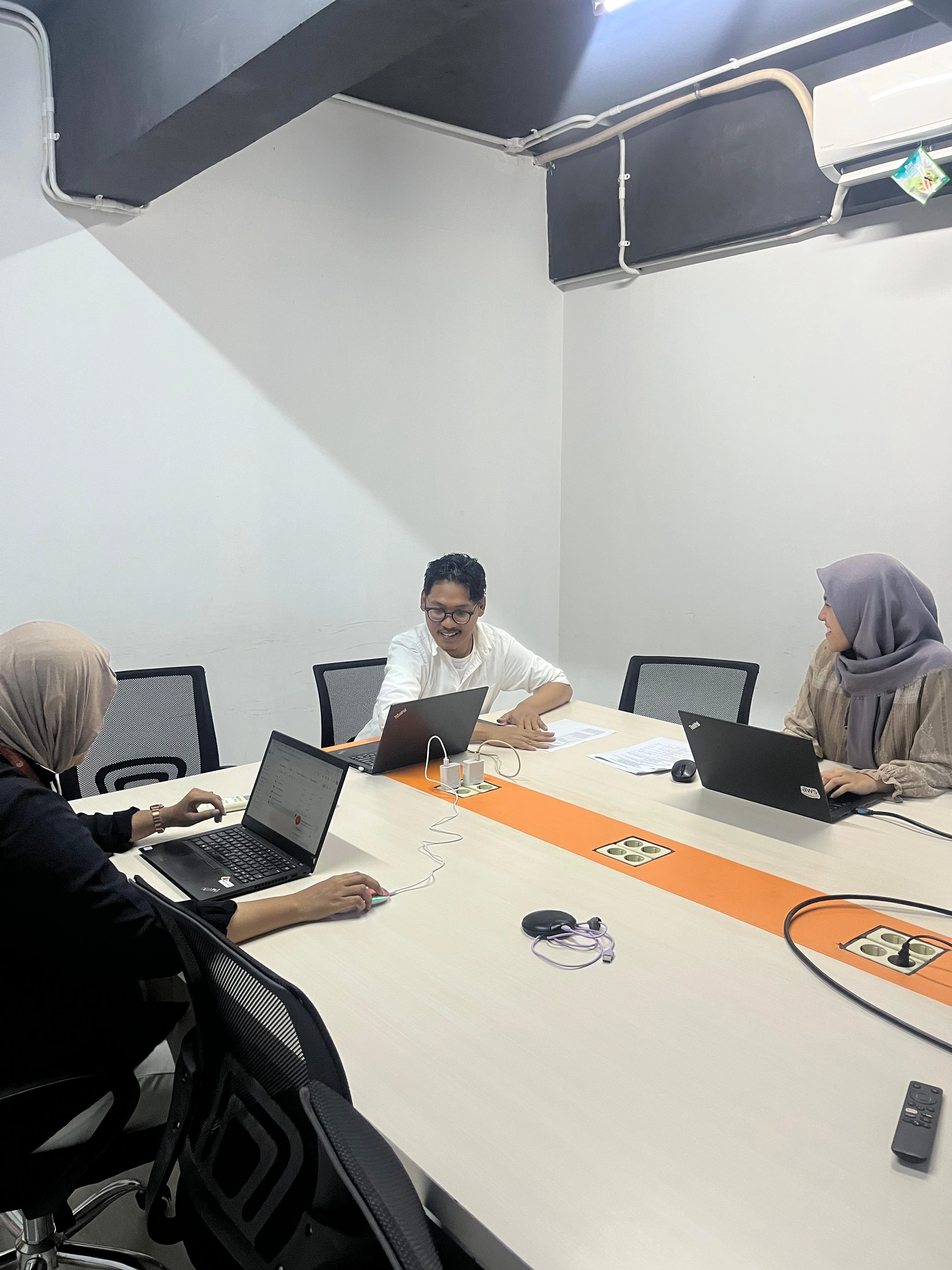 Kode Creative Hub