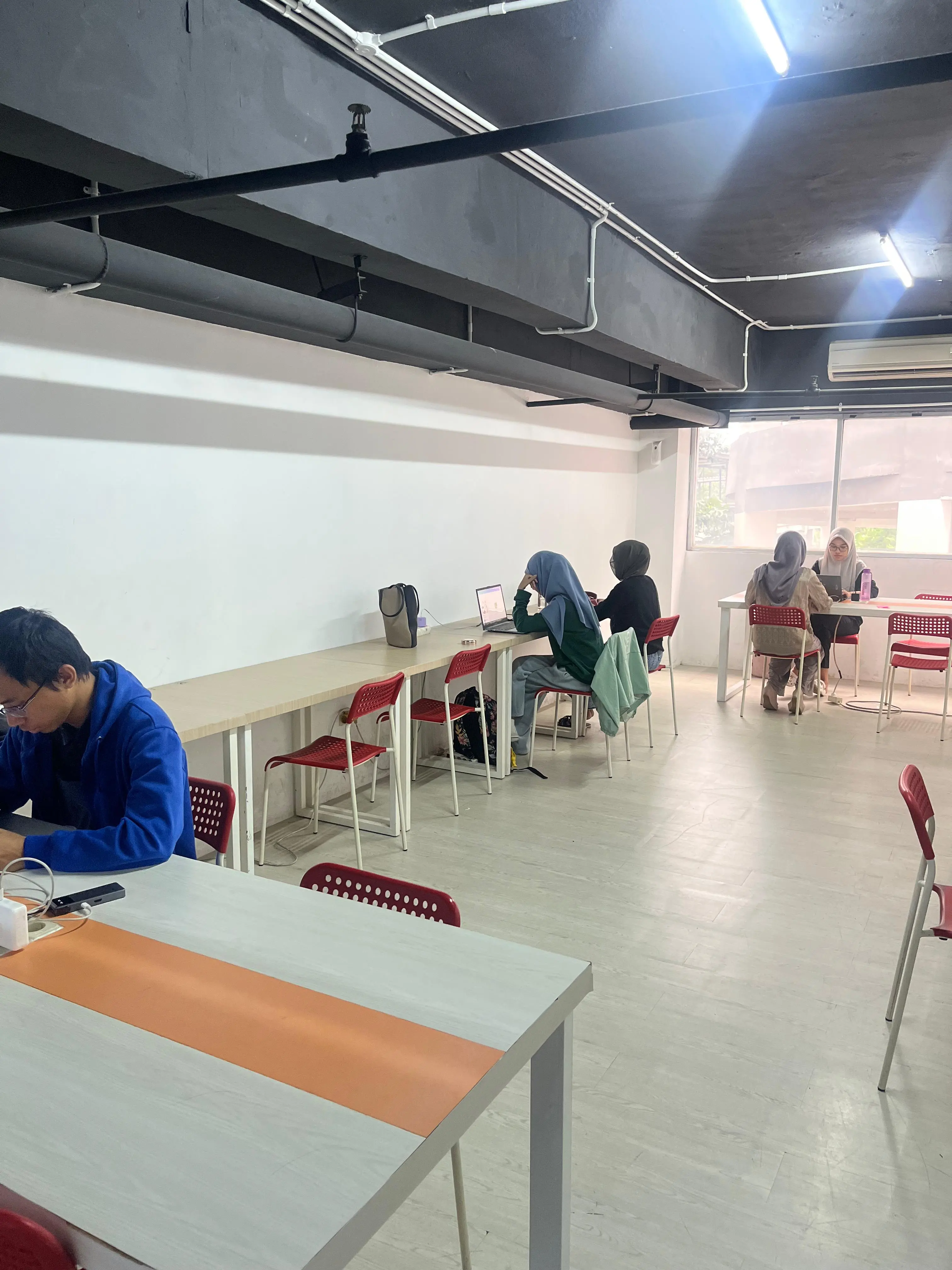 Kode Creative Hub